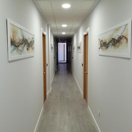Hostal La Morenica Вільєна Екстер'єр фото